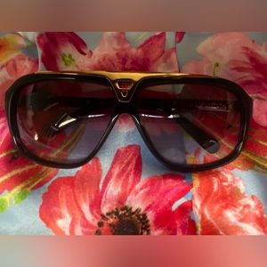 Authentic Louis Vuitton Aviator Sunglasses.  Used.